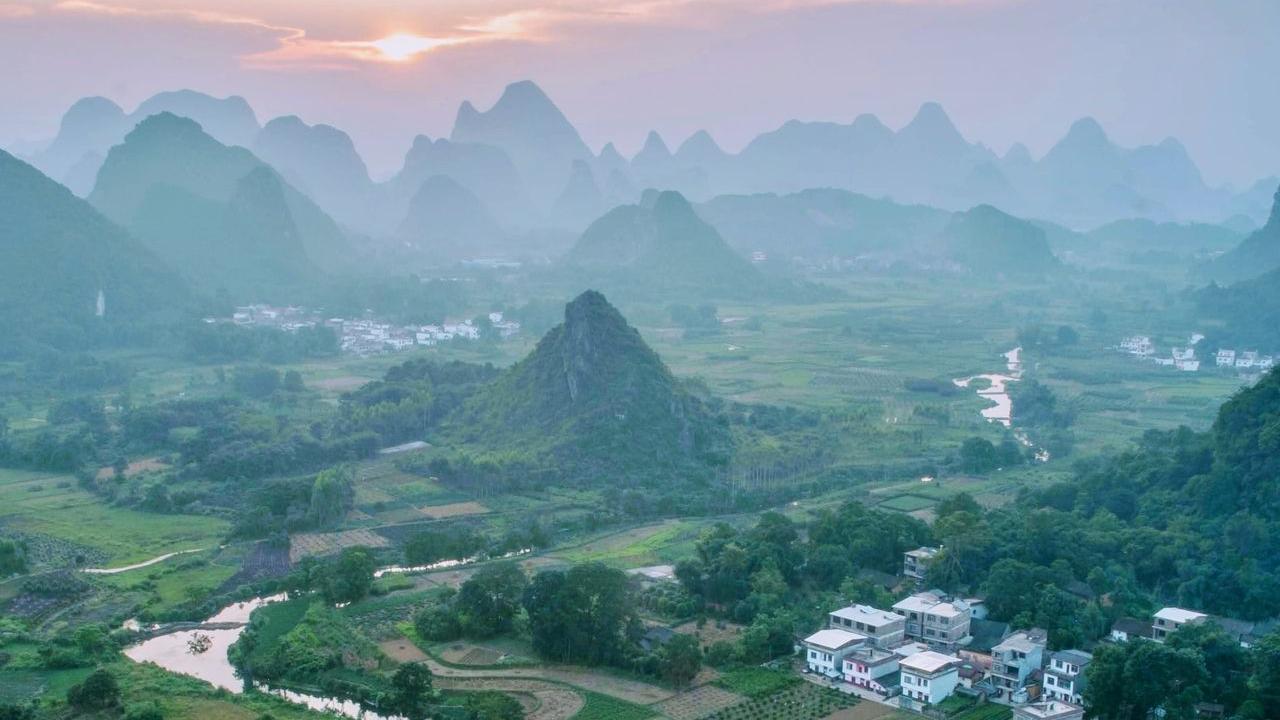 aerial view of green trees and mountains during daytime